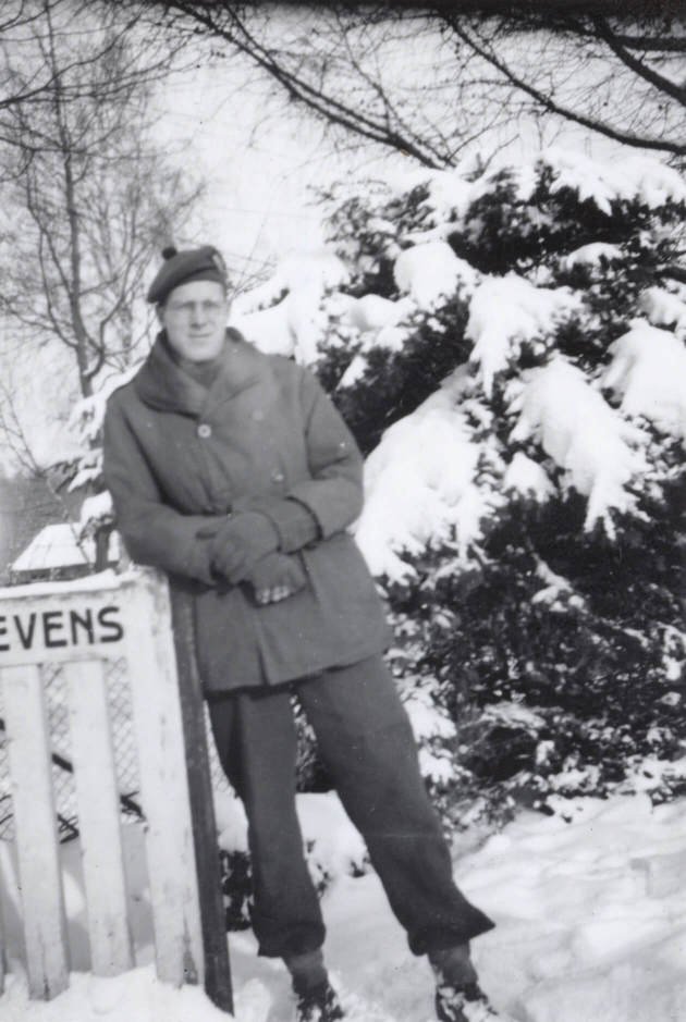 Lt. Phil Ibister (1945)
Nijmegen
